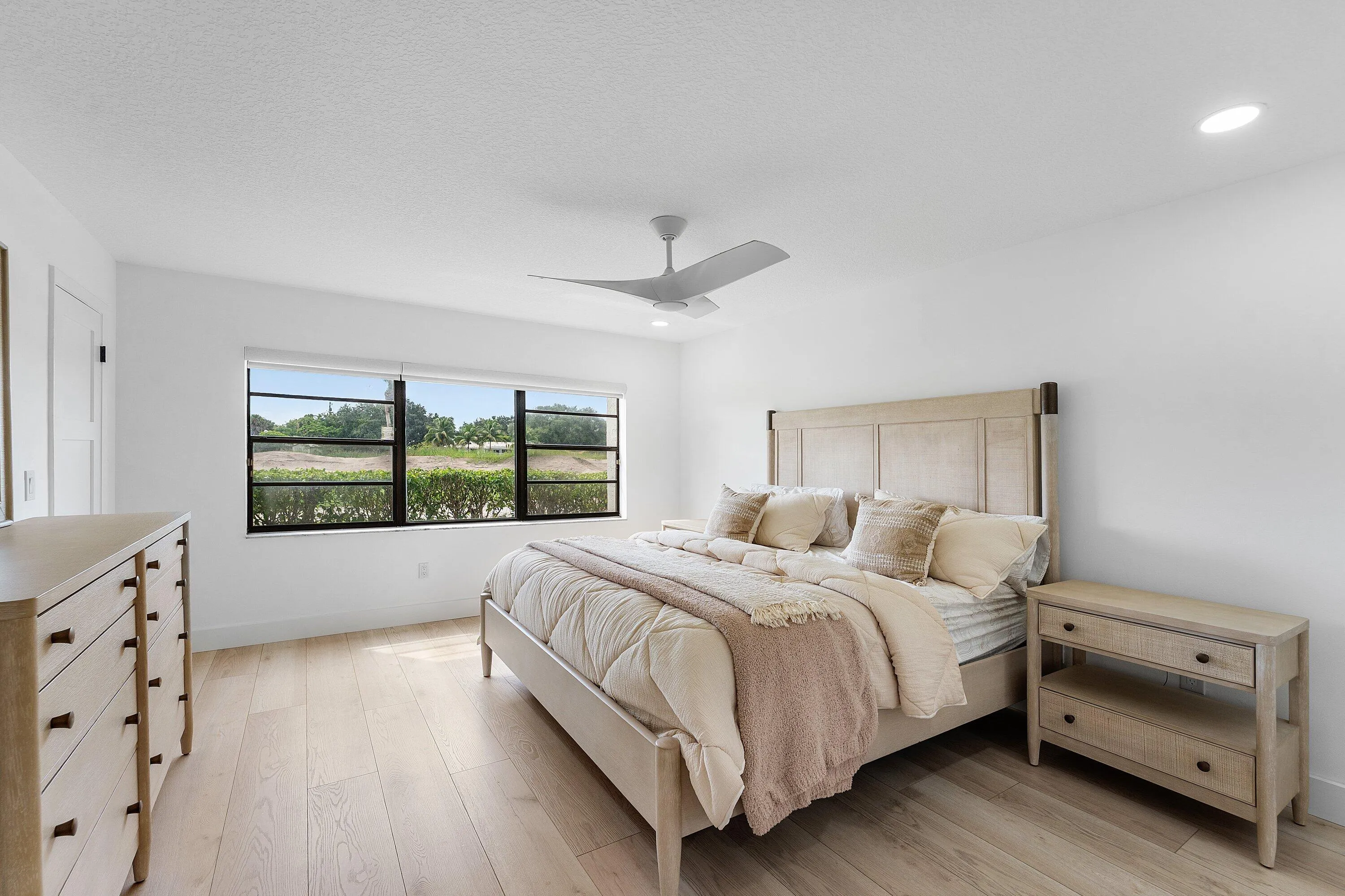 022-11SouthportLane-E-BoyntonBeach-FL-33