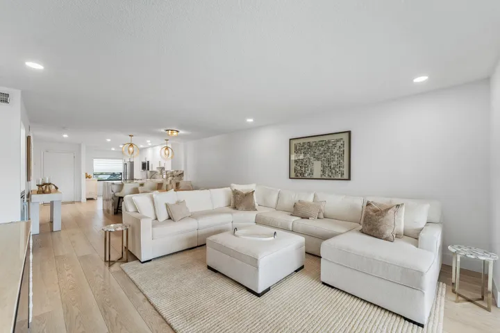 013-11SouthportLane-E-BoyntonBeach-FL-33