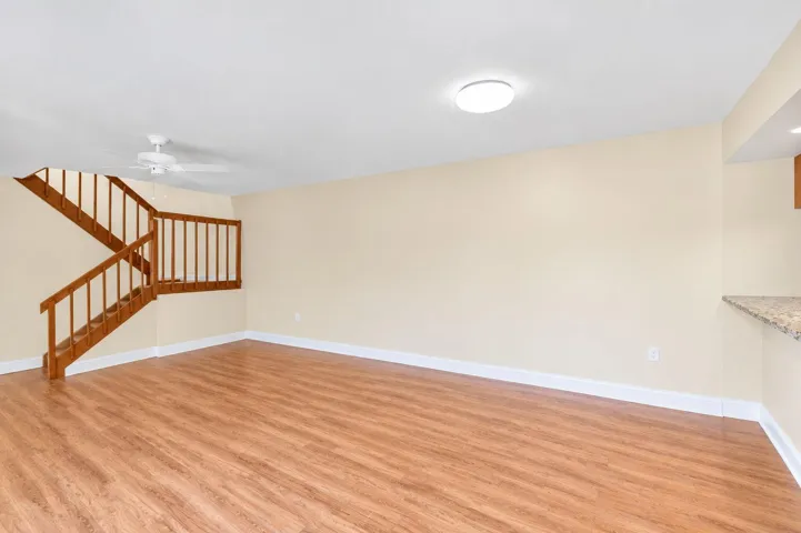 10-web-or-mls-Apartment (8)