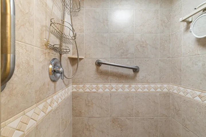 Shower Primary Bedroom