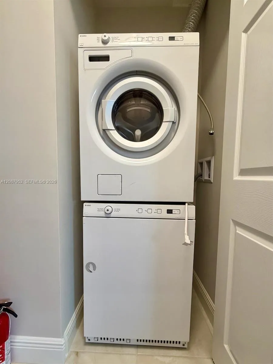 Washer Dryer
