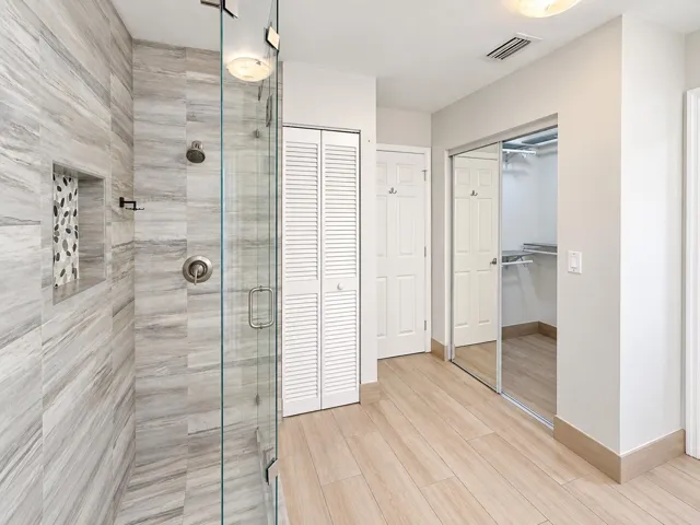 Primary Walk in Closet