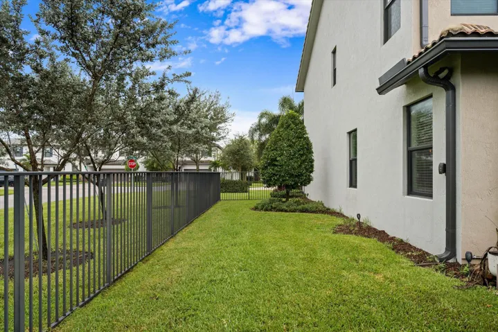 32-8221 Cinch Way, Lake Worth-6