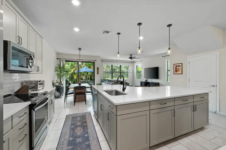10-8221 Cinch Way, Lake Worth-14