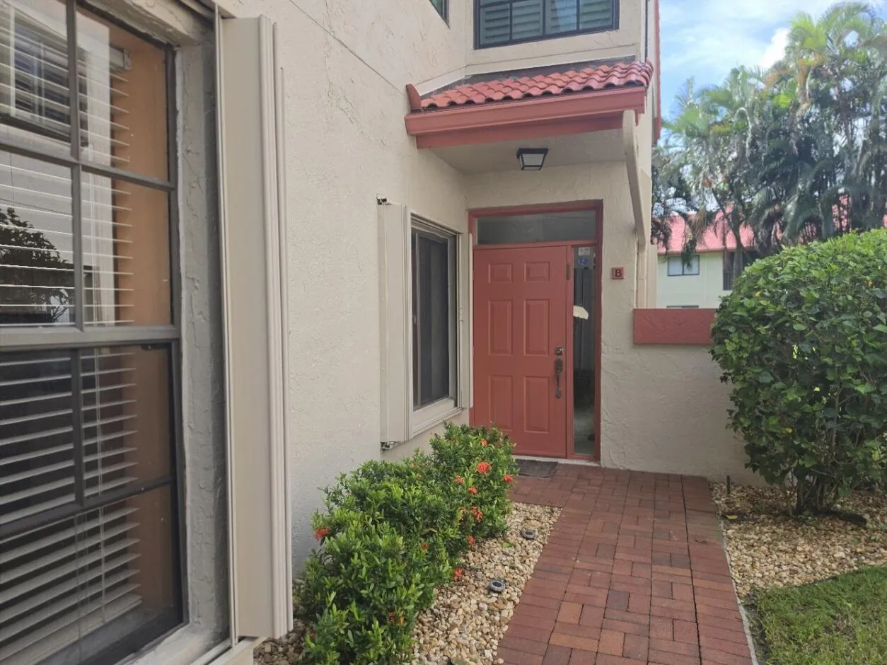 FRONT DOOR ENTRY