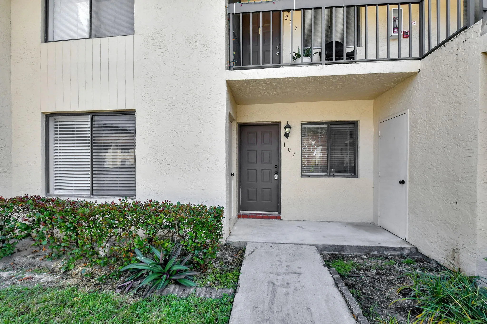 1ST FLOOR RENTAL