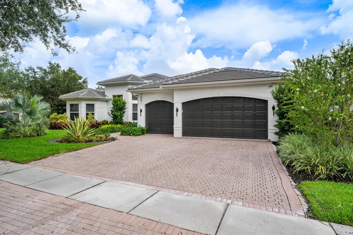 9655 Savona Winds Dr
