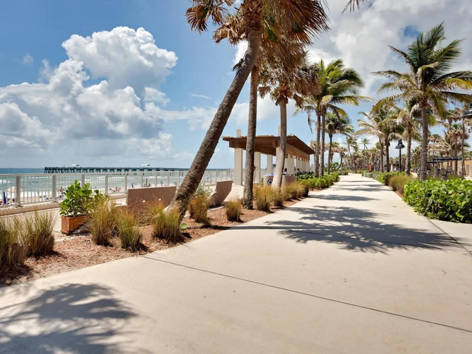 053_Beach Boardwalk