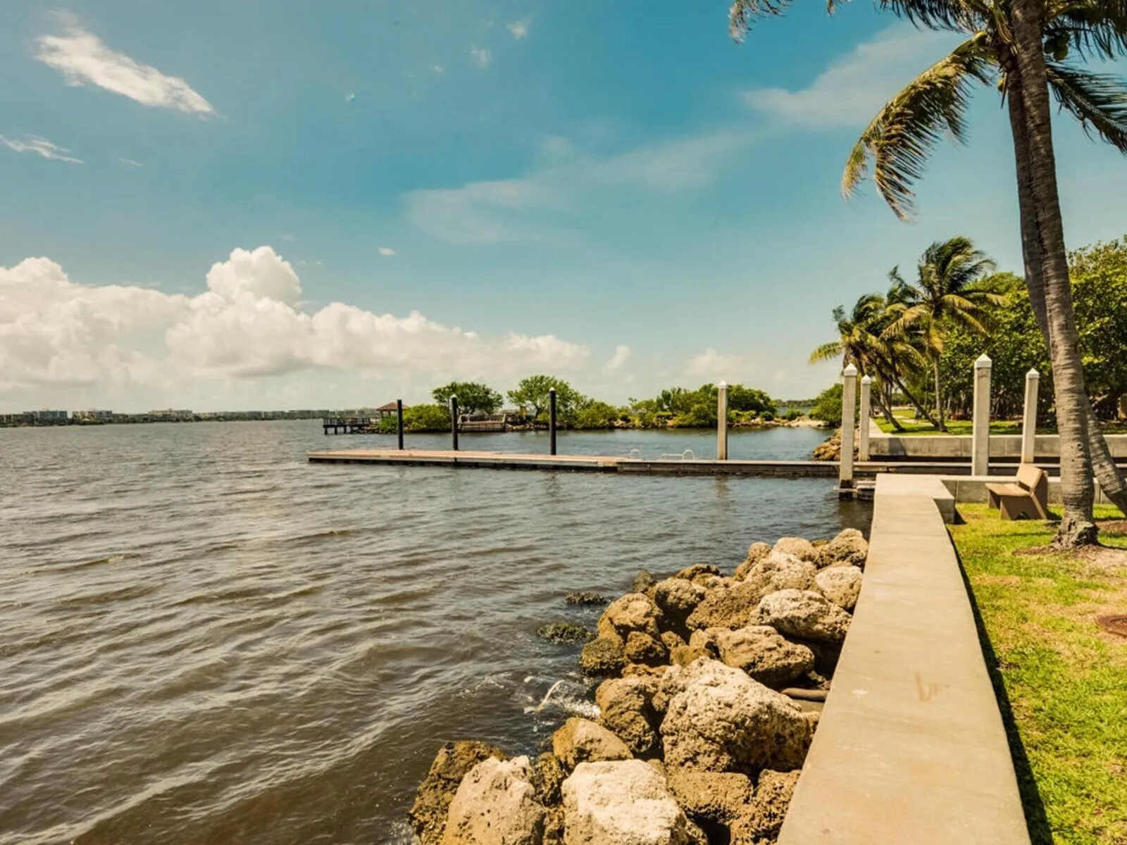 048_058_Lake Worth Lagoon