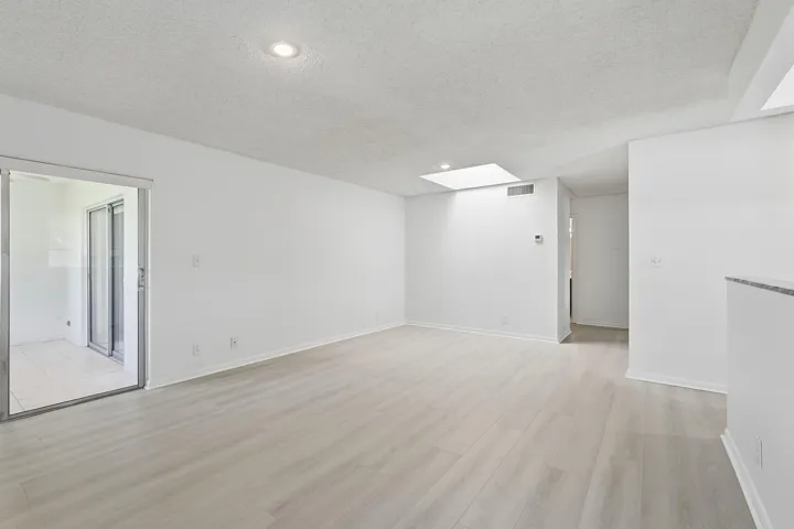 23-web-or-mls-8861_Echo_Lane_06794