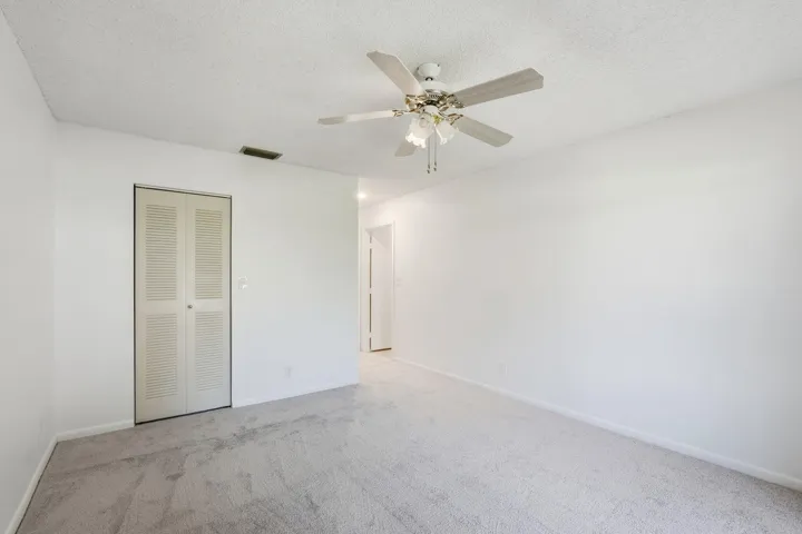 3-web-or-mls-8861_Echo_Lane_06882