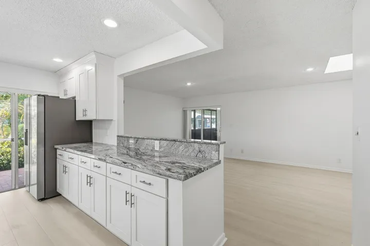 19-web-or-mls-8861_Echo_Lane_06779
