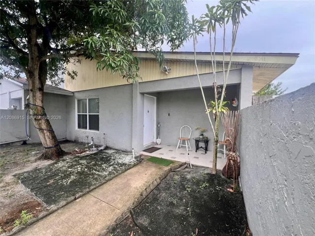 front entrance​​‌​​​​‌​​‌‌​‌‌​​​‌‌​‌​‌​‌​​​‌​​ door