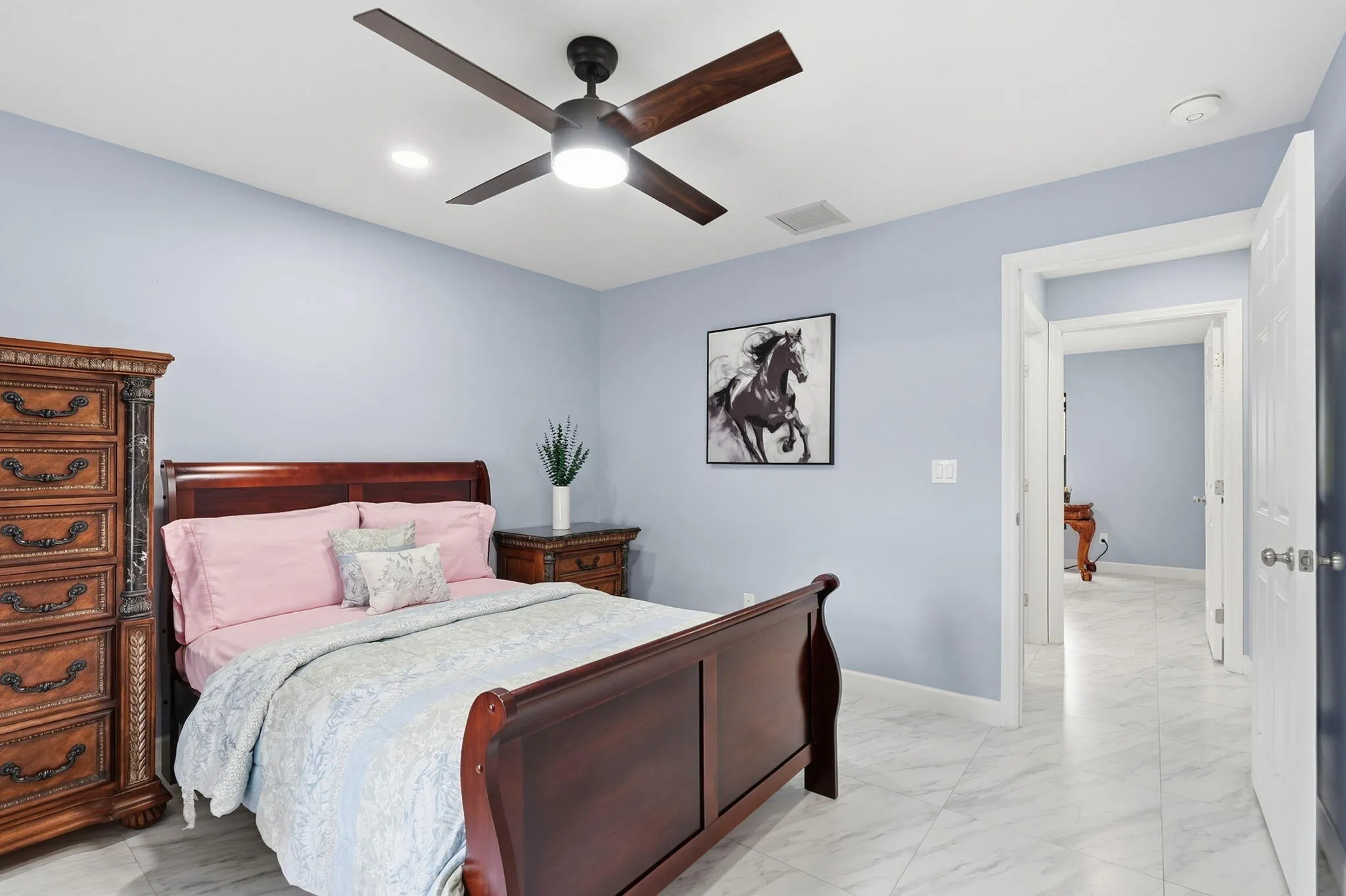 38-web-or-mls-18477_W_Sycamore_Dr_06419