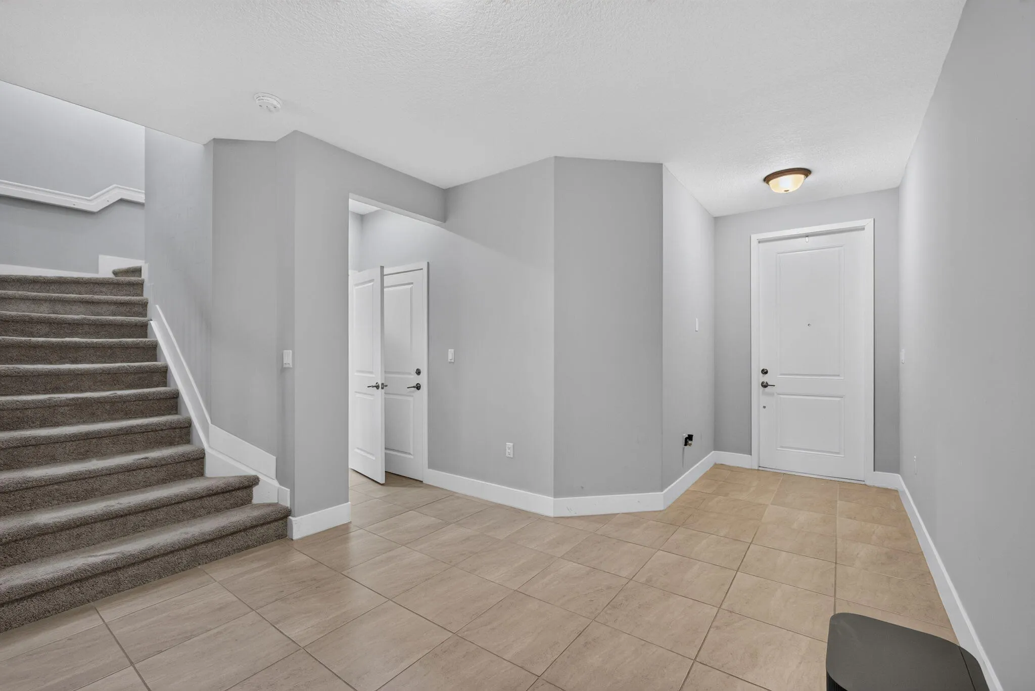 Extra wide foyer entry.