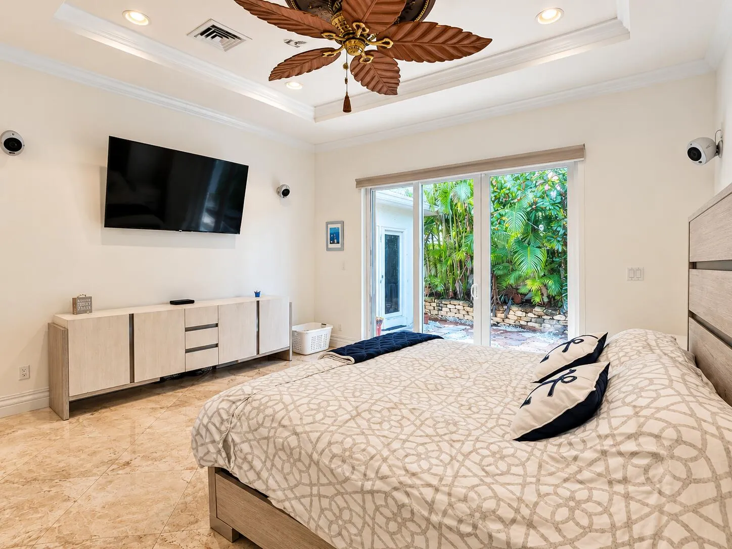 302 Dow Pompano Listing Jaclyn Anslow 33
