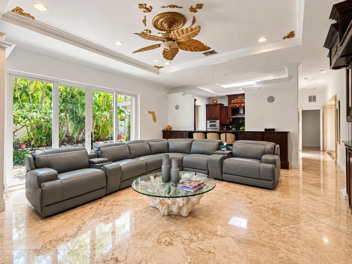 302 Dow Pompano Listing Jaclyn Anslow 23