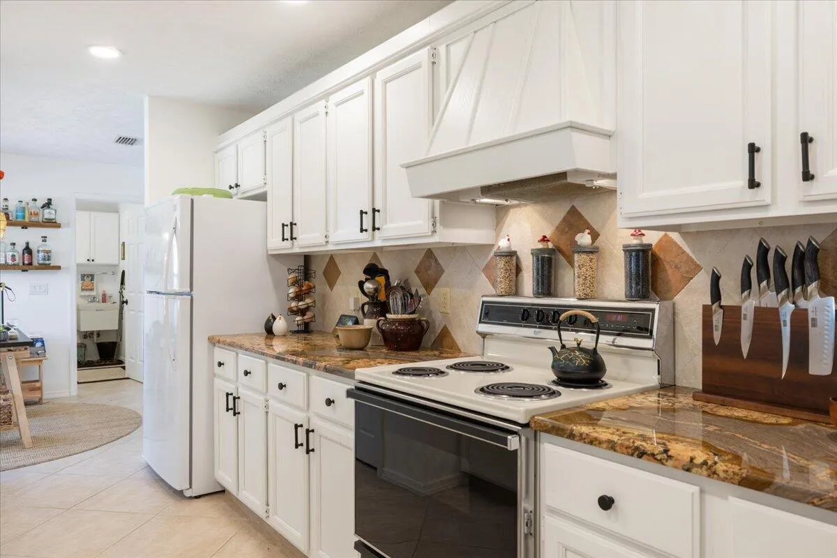 Property photo 34