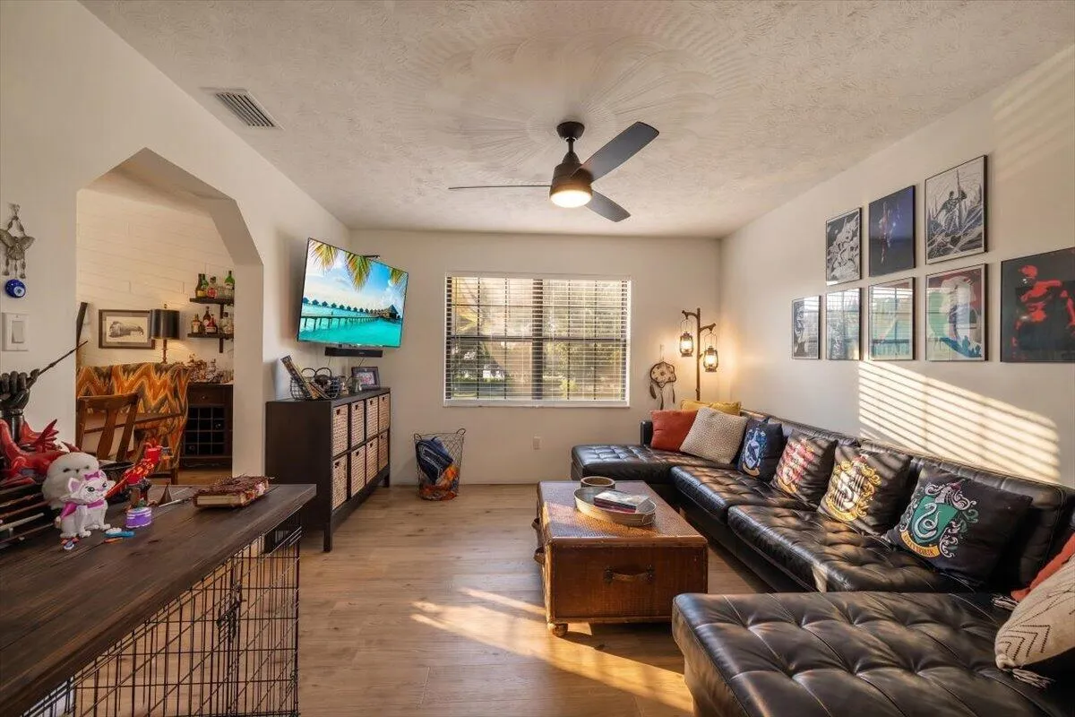 Property photo 30