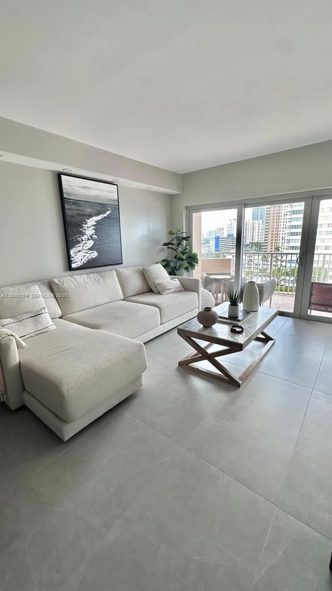 Photo 59