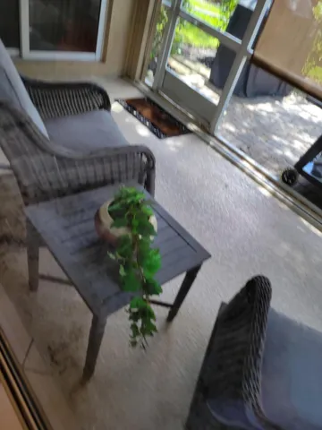 Master and Living room have access to the screened porch.