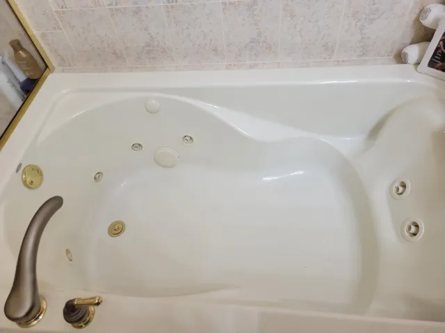 Can you see the bubbles? Can you feel the soothing pulsing of the water jets as they massage all of your sore and tired muscles? A quick glass of sherry or a pina colada to go with it?