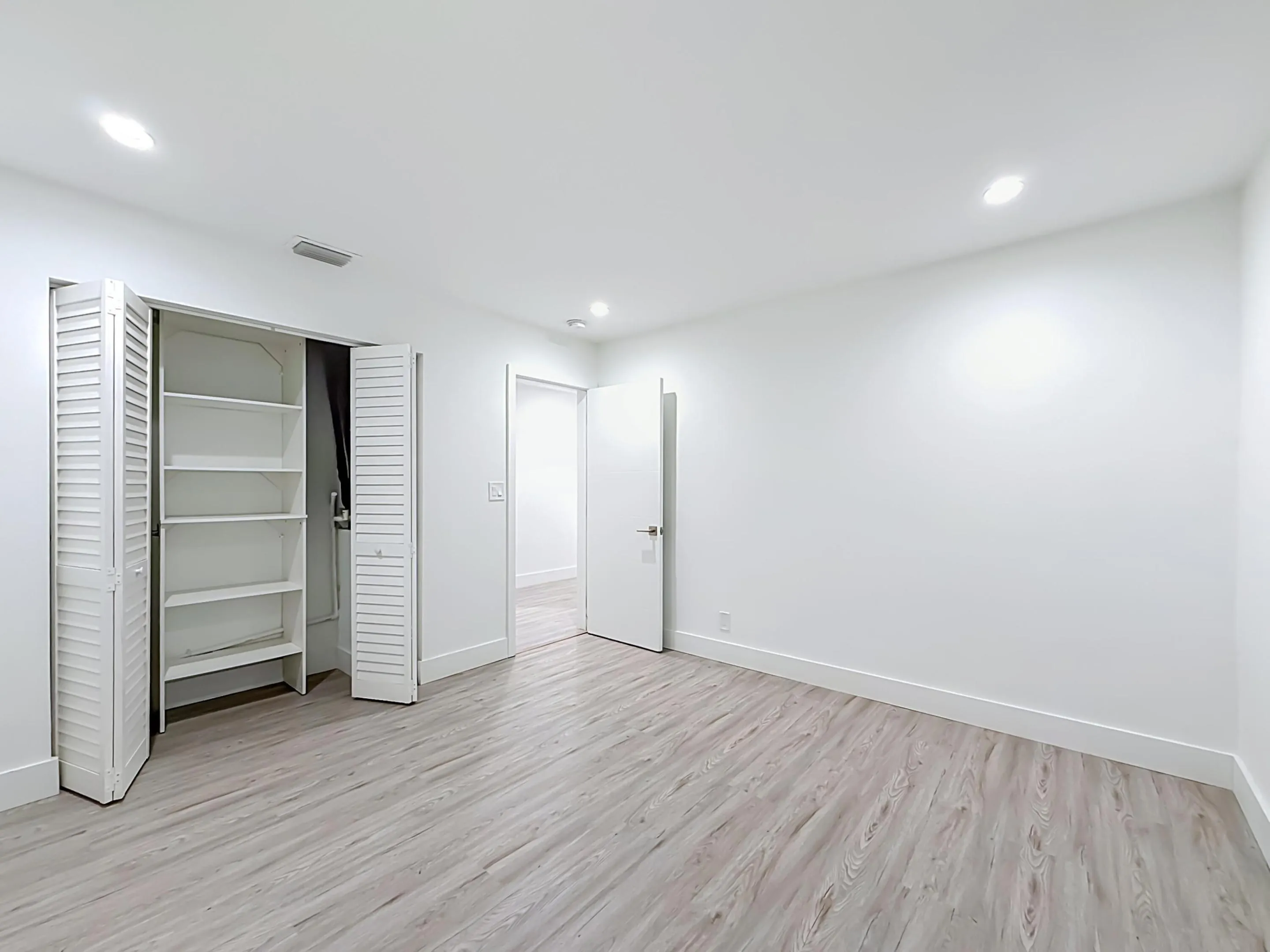 1110 SW 31st Street-27