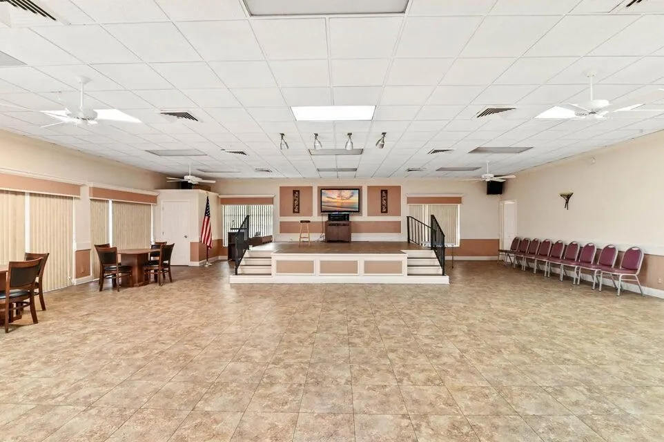 Social room