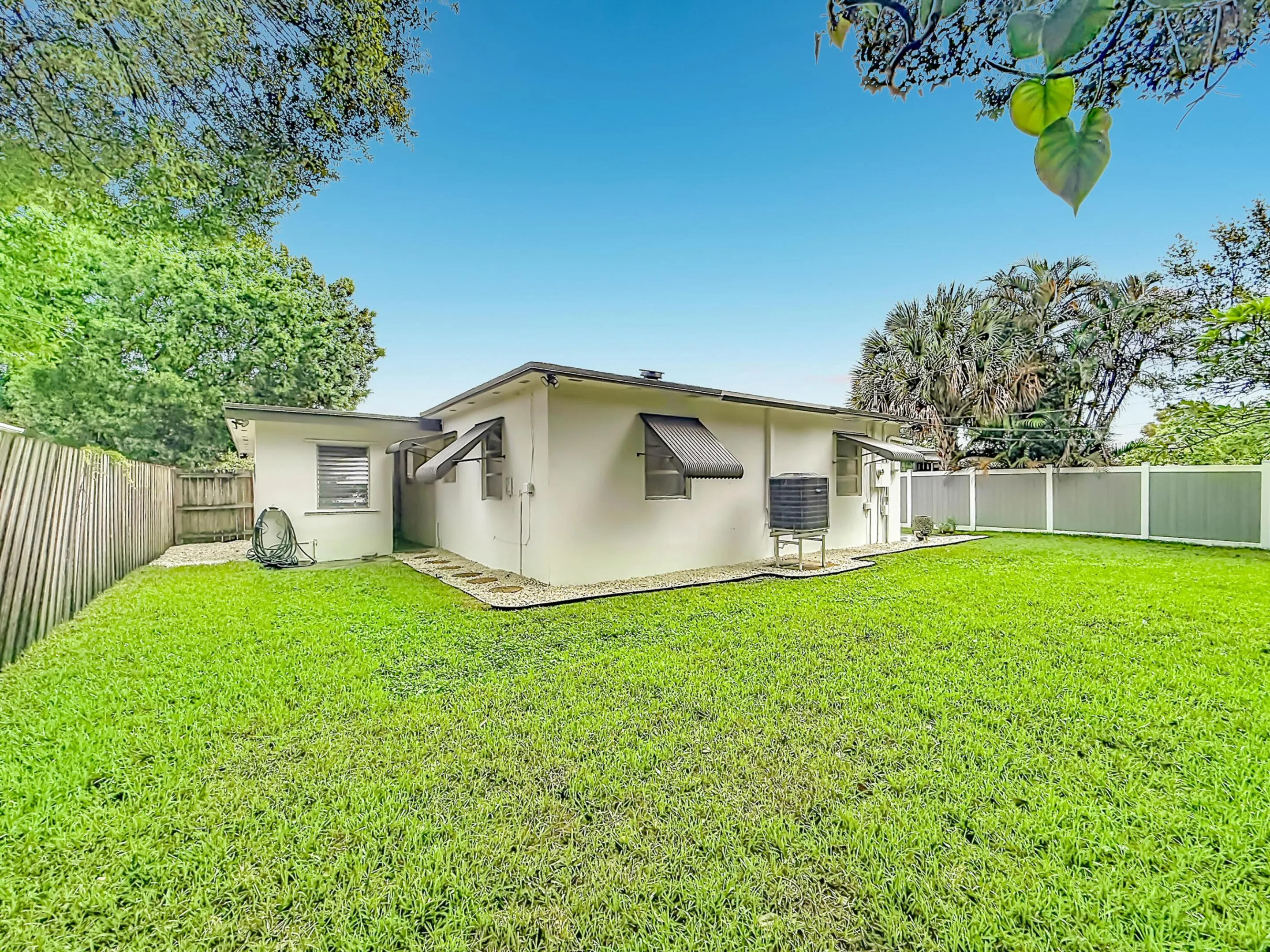 1110 SW 31st Street-39