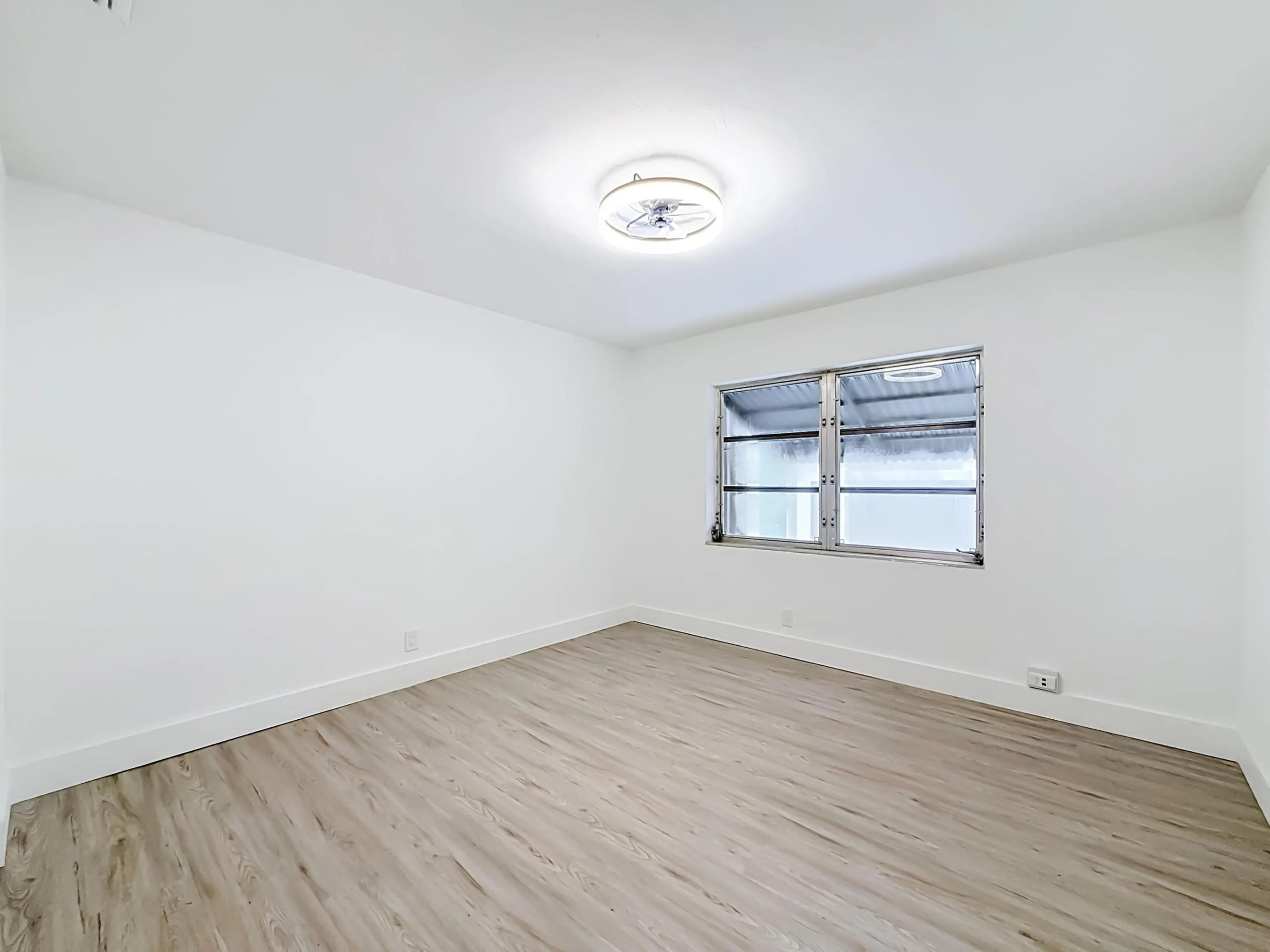 1110 SW 31st Street-22
