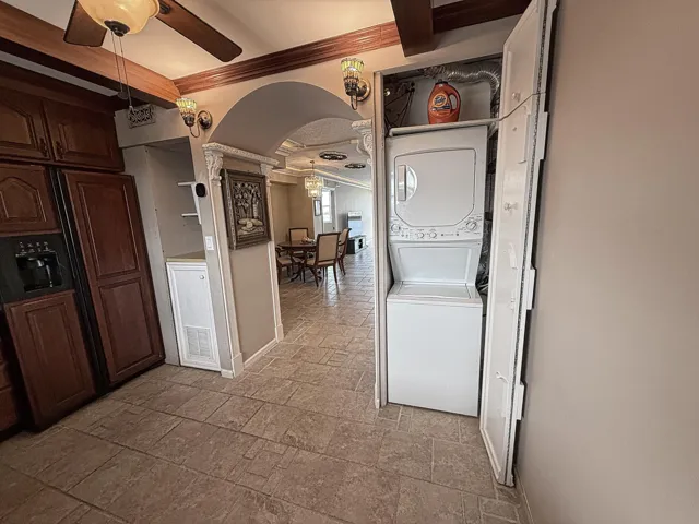 Kitchen/Laundry