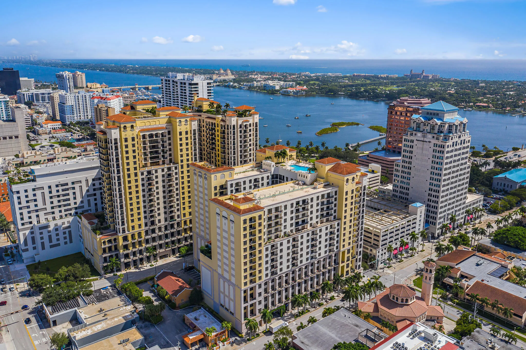 005-801SOliveAve-WestPalmBeach-FL-small