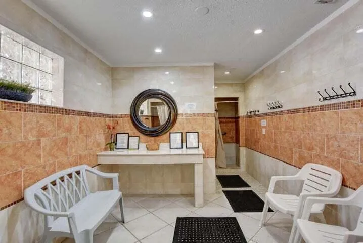 lcg ladies sauna