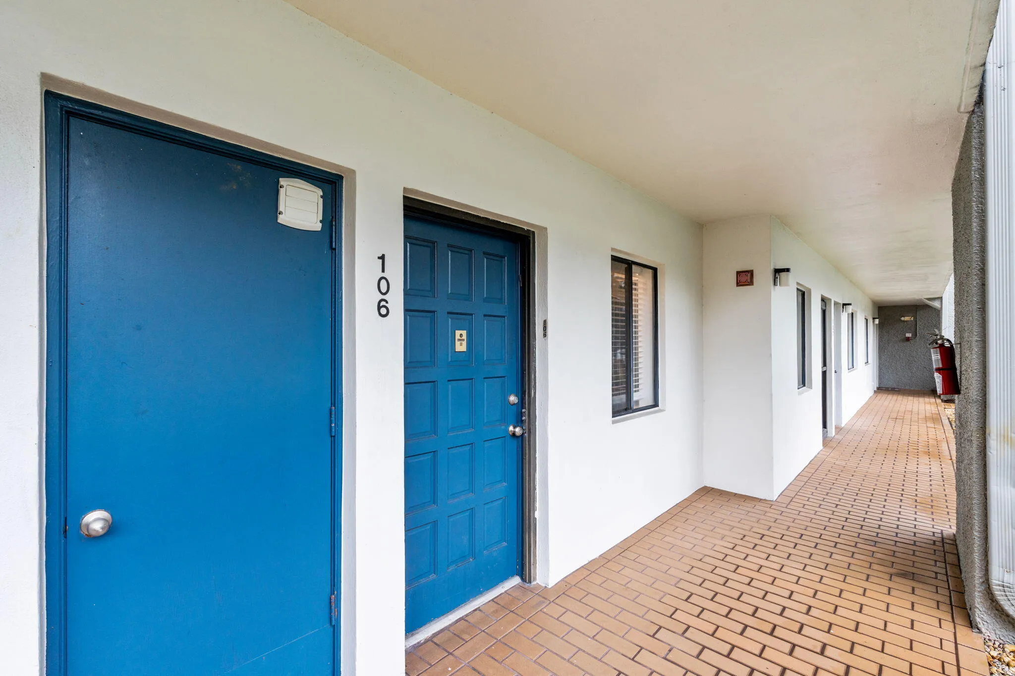 Entryway & Corridor