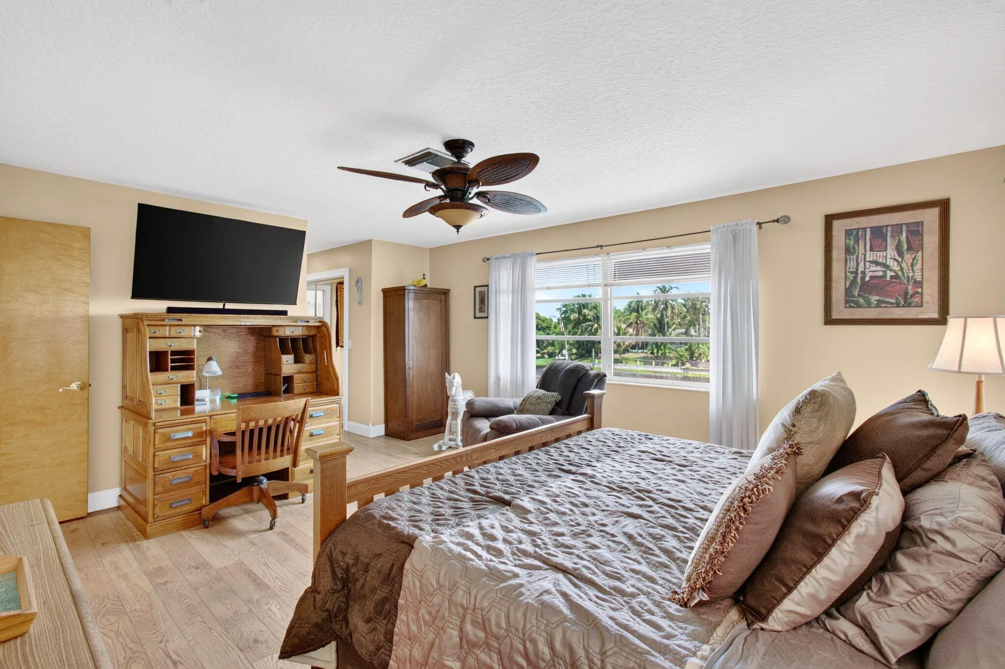 primary suite