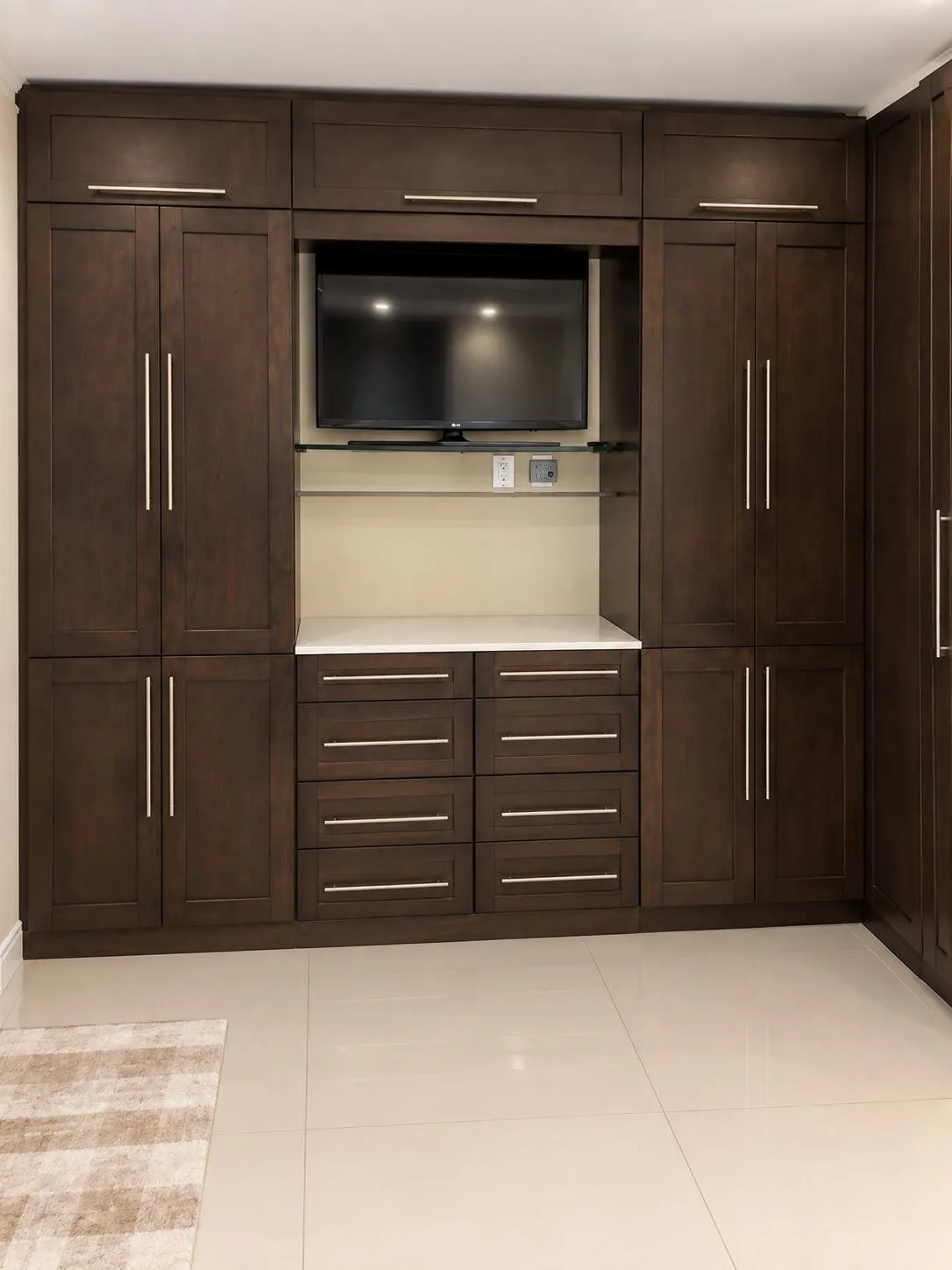 bedroom built in cabinet