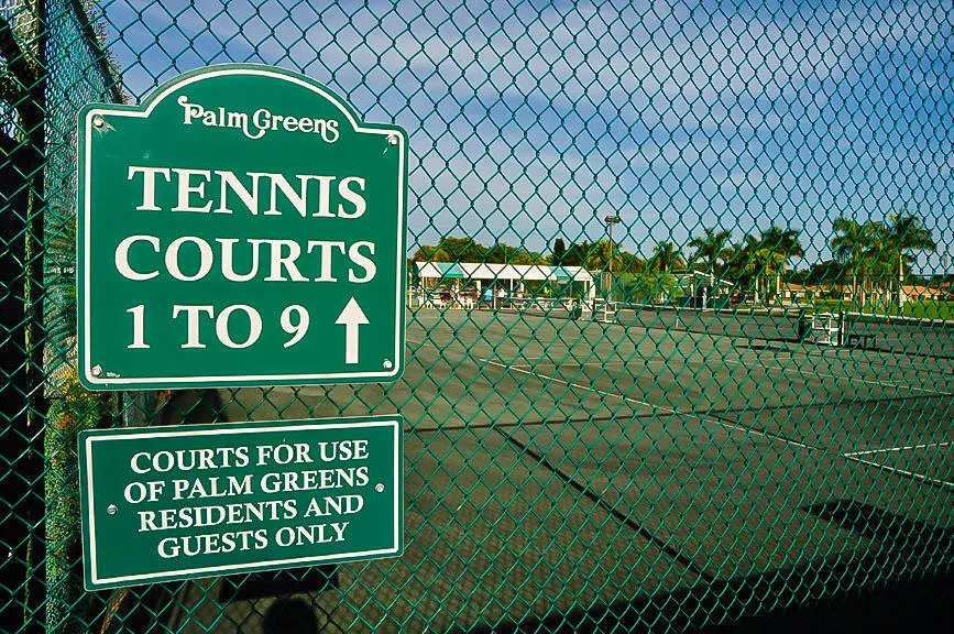 9 HAR-TRU TENNIS COURTS