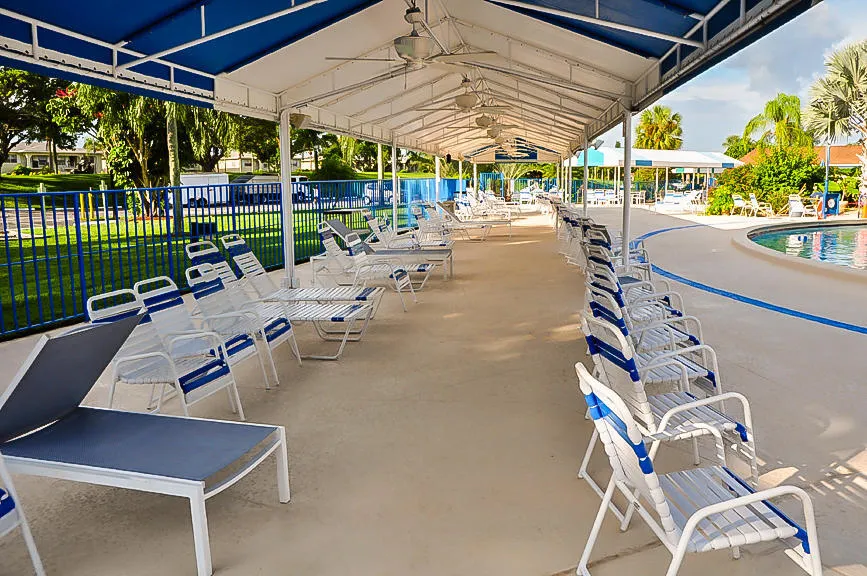 LOUNGE AREA BY POOL (1)