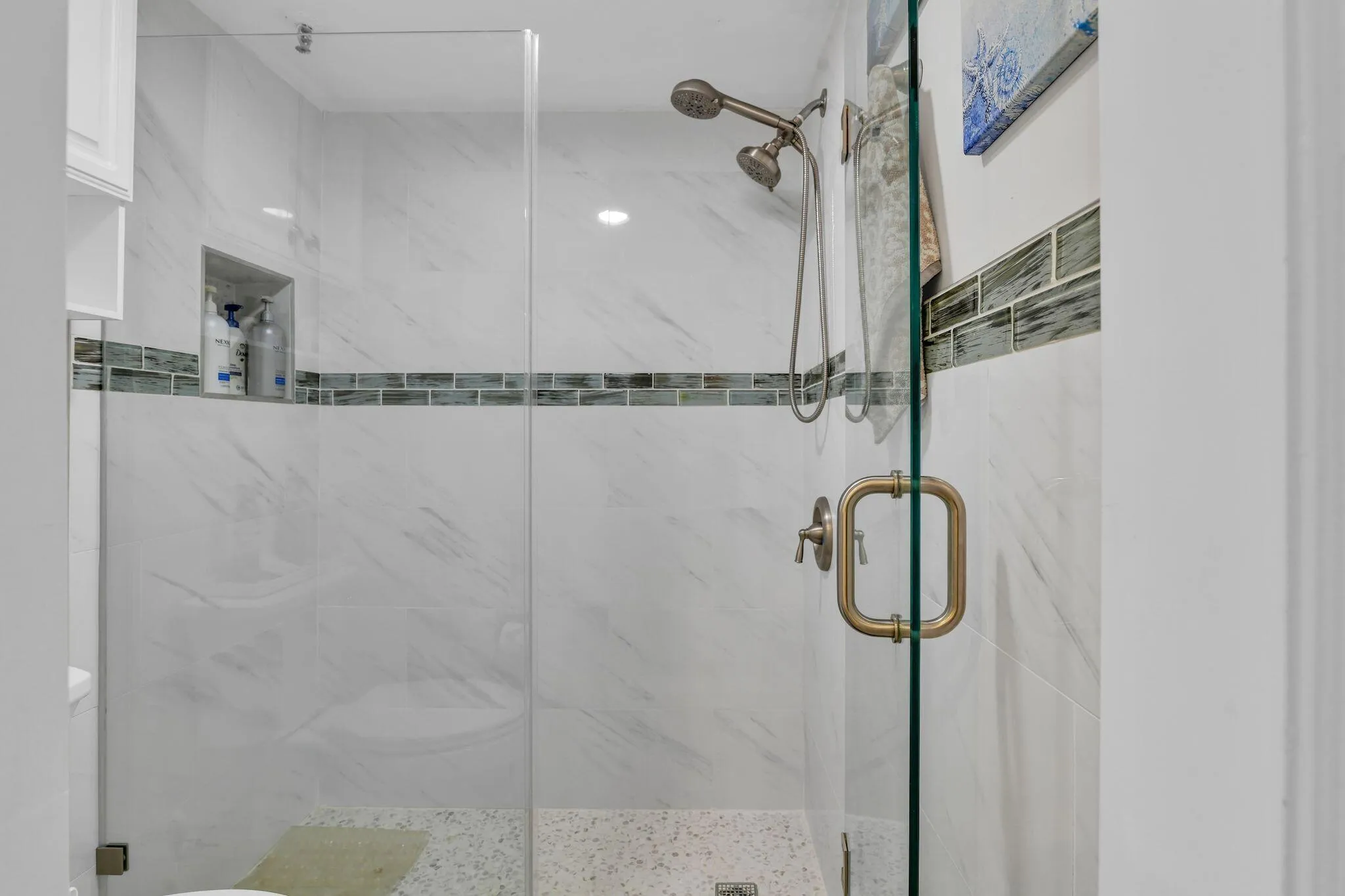109 Primary shower