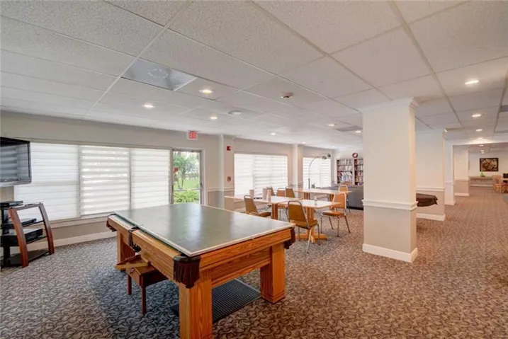 PARTY ROOM PIC