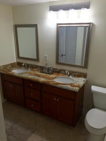 208 PRIMARY BATH