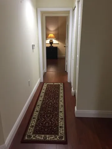 208 HALLWAY