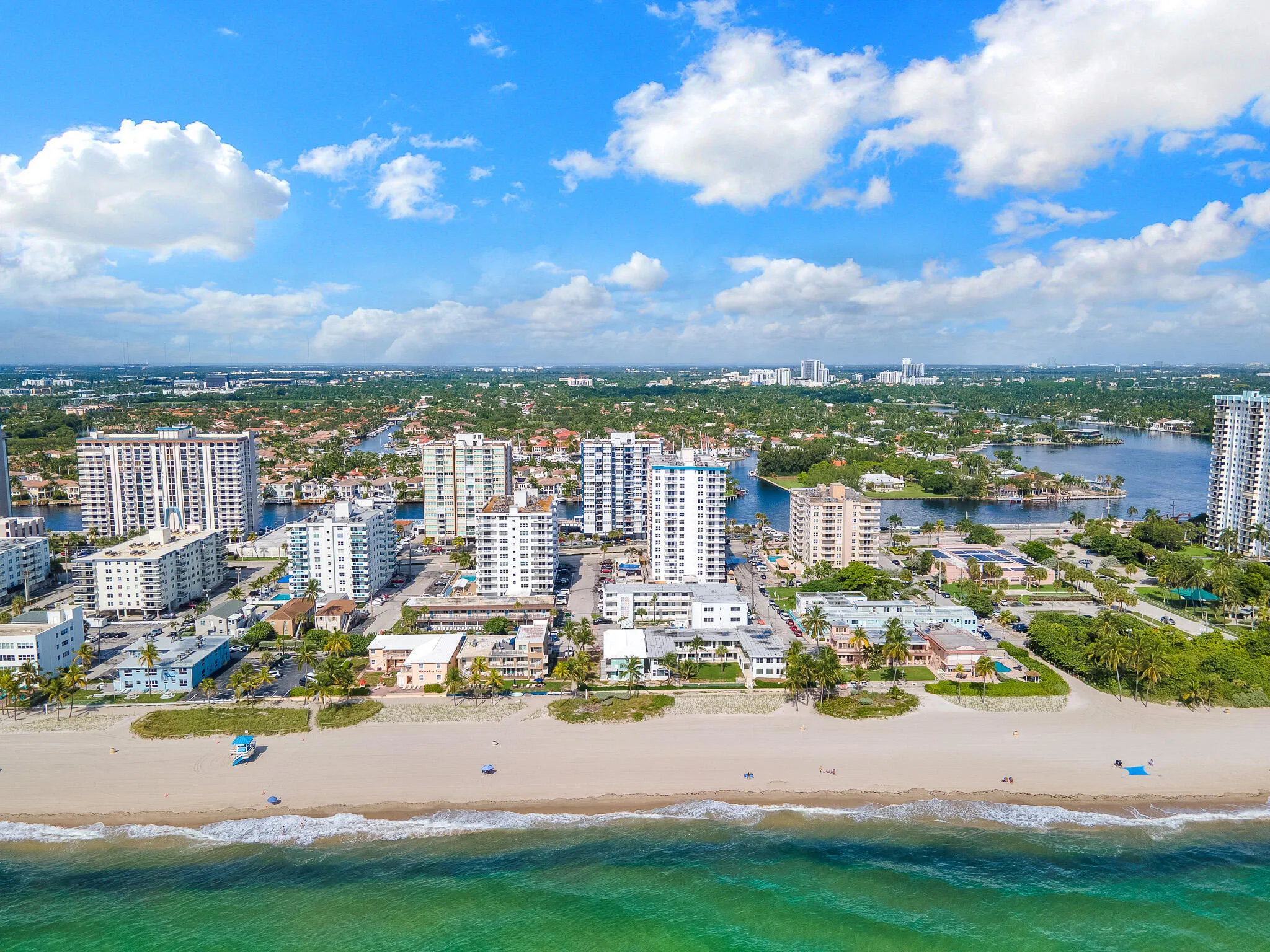 1400-S-Ocean-Dr_09_MLS