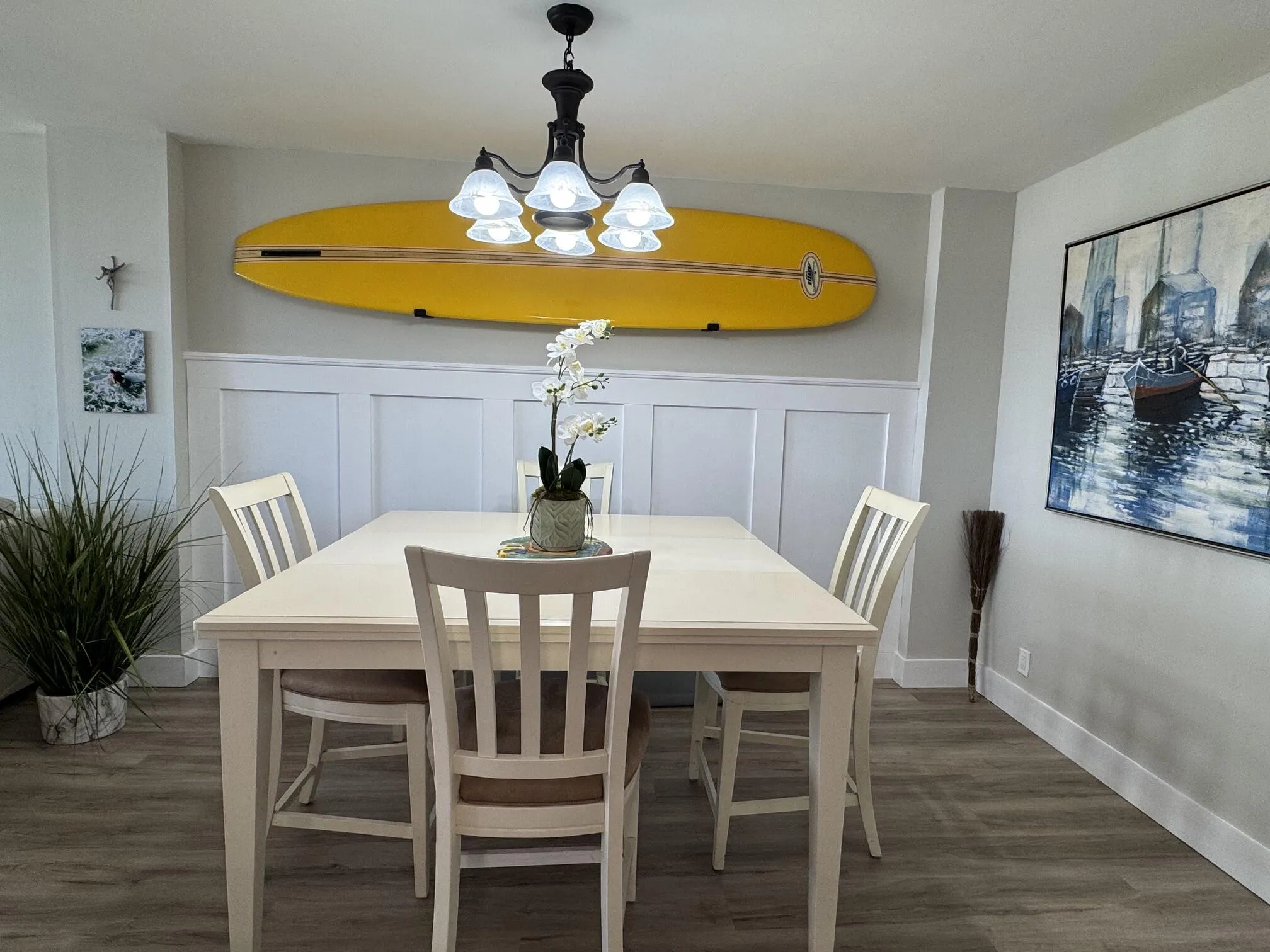 JH 707 dining 2