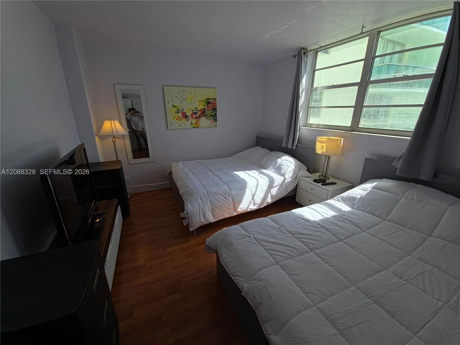 Photo 12