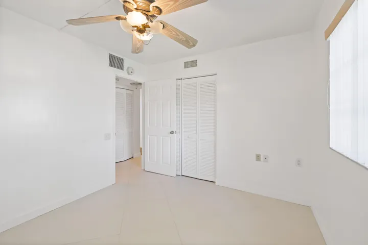 1105 Bahama Bend Apt A1-1
