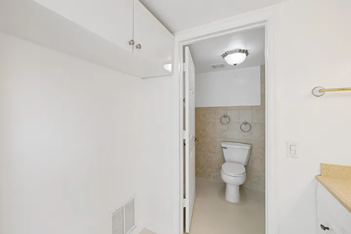 1105 Bahama Bend Apt A1-16
