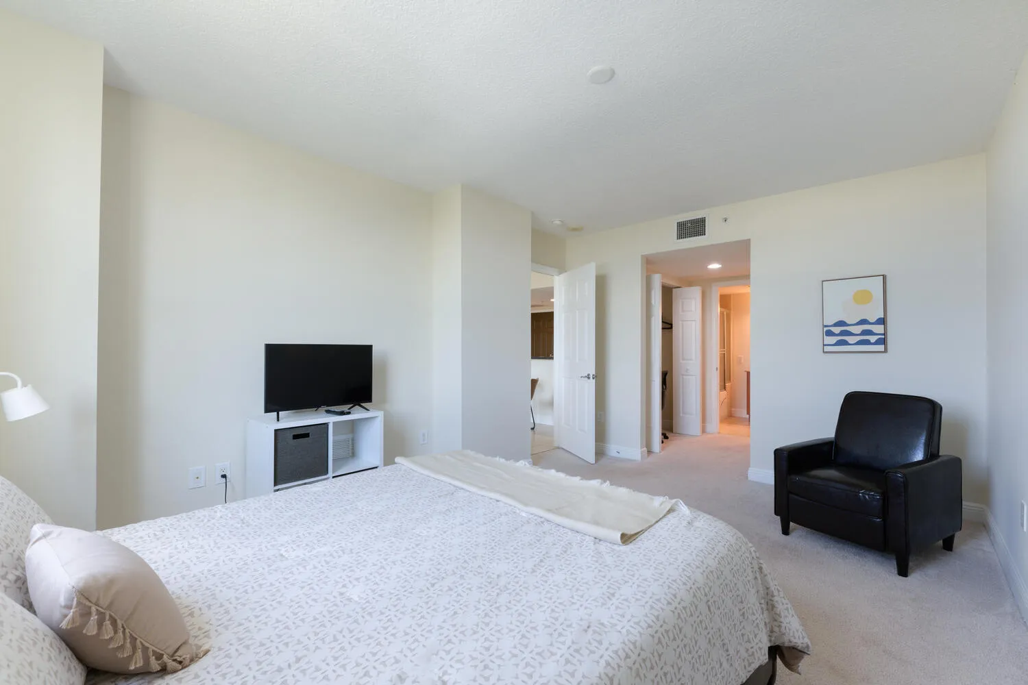610 Clematis St Apt 406 West-large-012-0