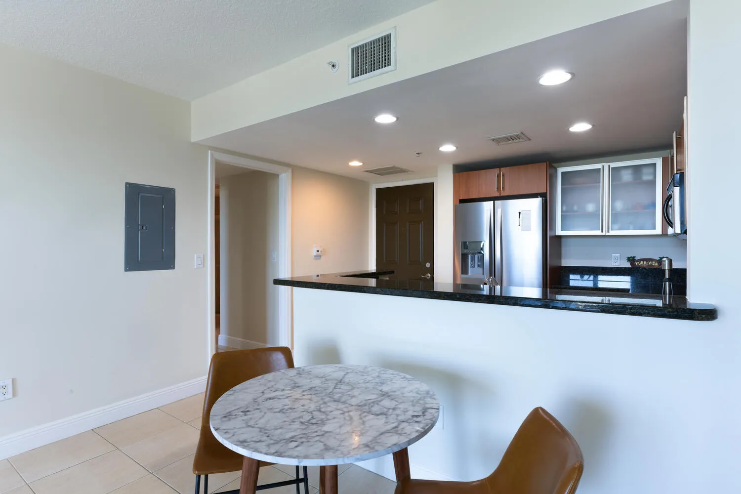 610 Clematis St Apt 406 West-large-011-0