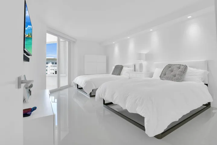 Second bedroom